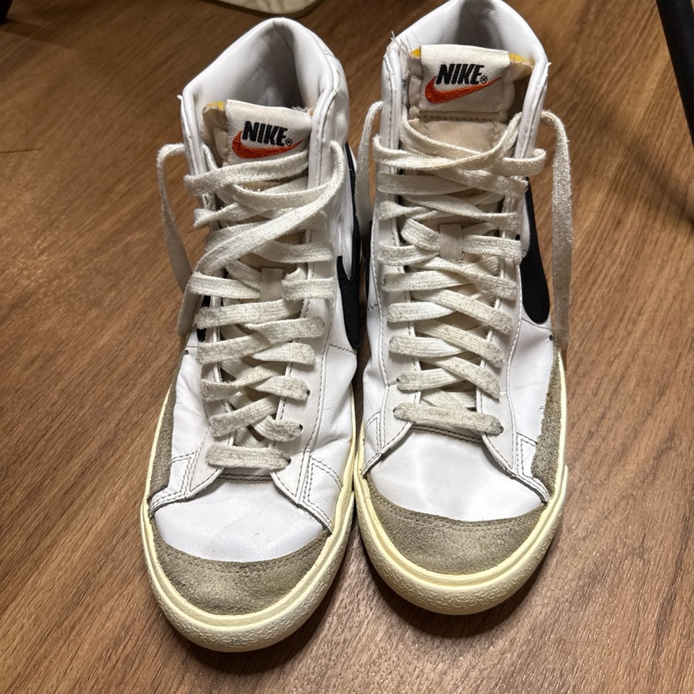 Nike White‎ Blazer Mid Hi Top Vintage Women's Size 9.5